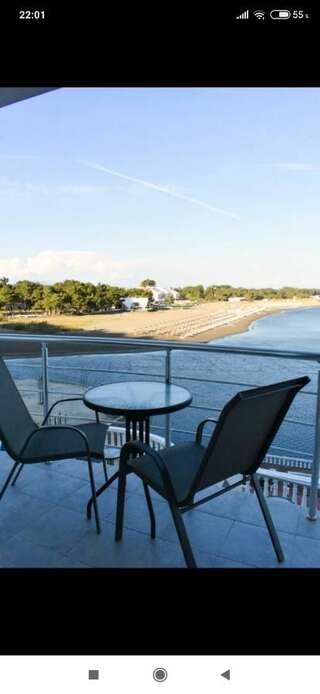 Апартаменты Blue Sea Улцинь Стандартный трехместный номер с видом на море-10