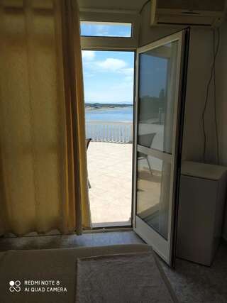 Апартаменты Blue Sea Улцинь Двухместный номер с 1 кроватью с видом на море-5