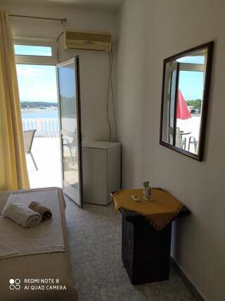 Апартаменты Blue Sea Улцинь Двухместный номер с 1 кроватью с видом на море-10